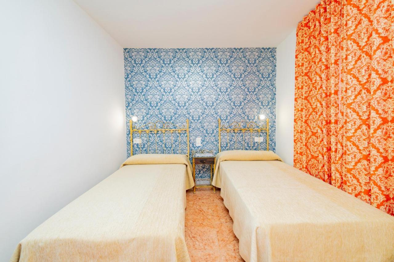 Hotel Manzanito Antequera Luaran gambar