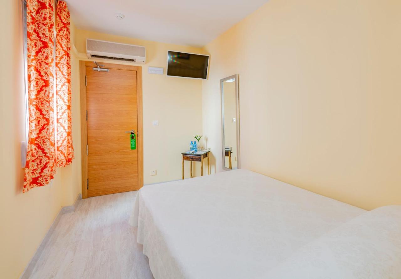 Hotel Manzanito Antequera Luaran gambar