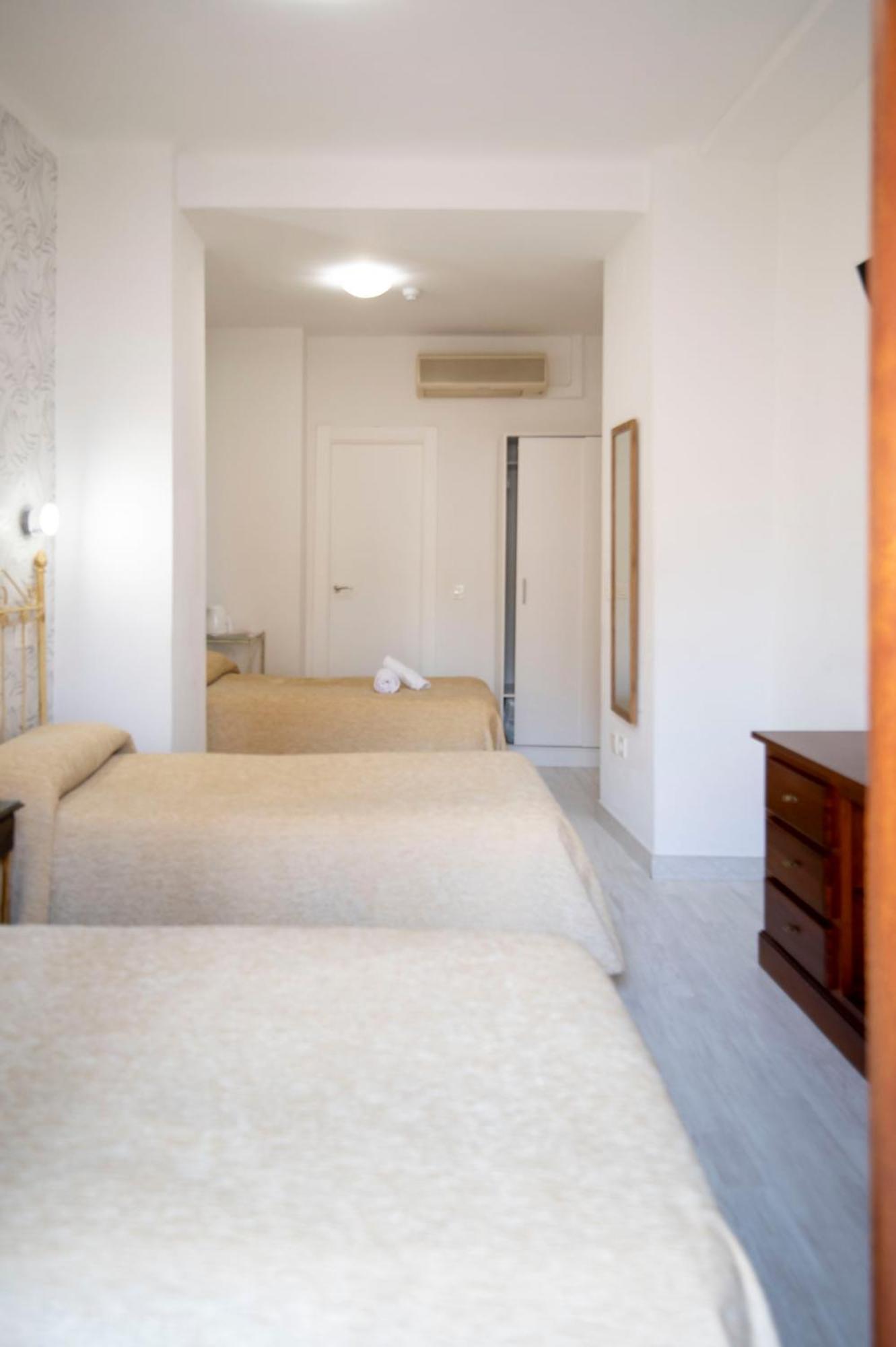 Hotel Manzanito Antequera Luaran gambar
